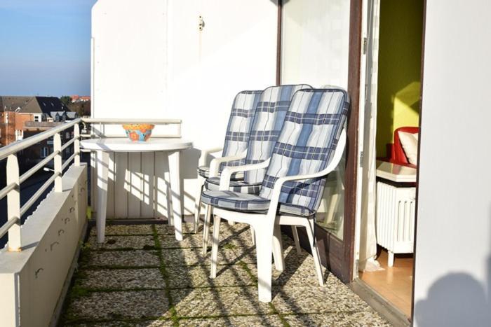 Geraeumiges 2-Zimmer-Appartement In Der 3. Etage Des Hauses. ヴェスターラント エクステリア 写真