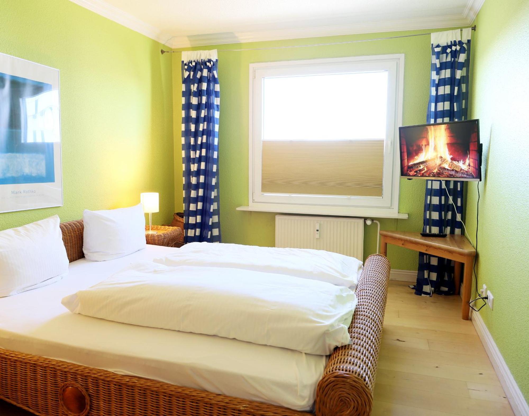 Geraeumiges 2-Zimmer-Appartement In Der 3. Etage Des Hauses. ヴェスターラント エクステリア 写真